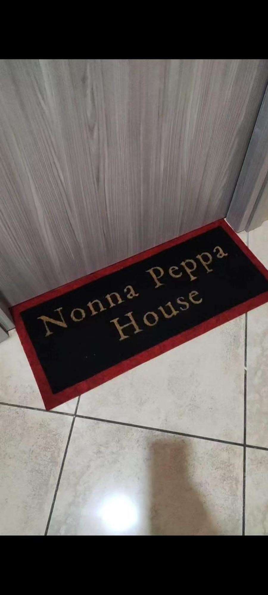 Hotel Nonna Peppa House Napoli Esterno foto