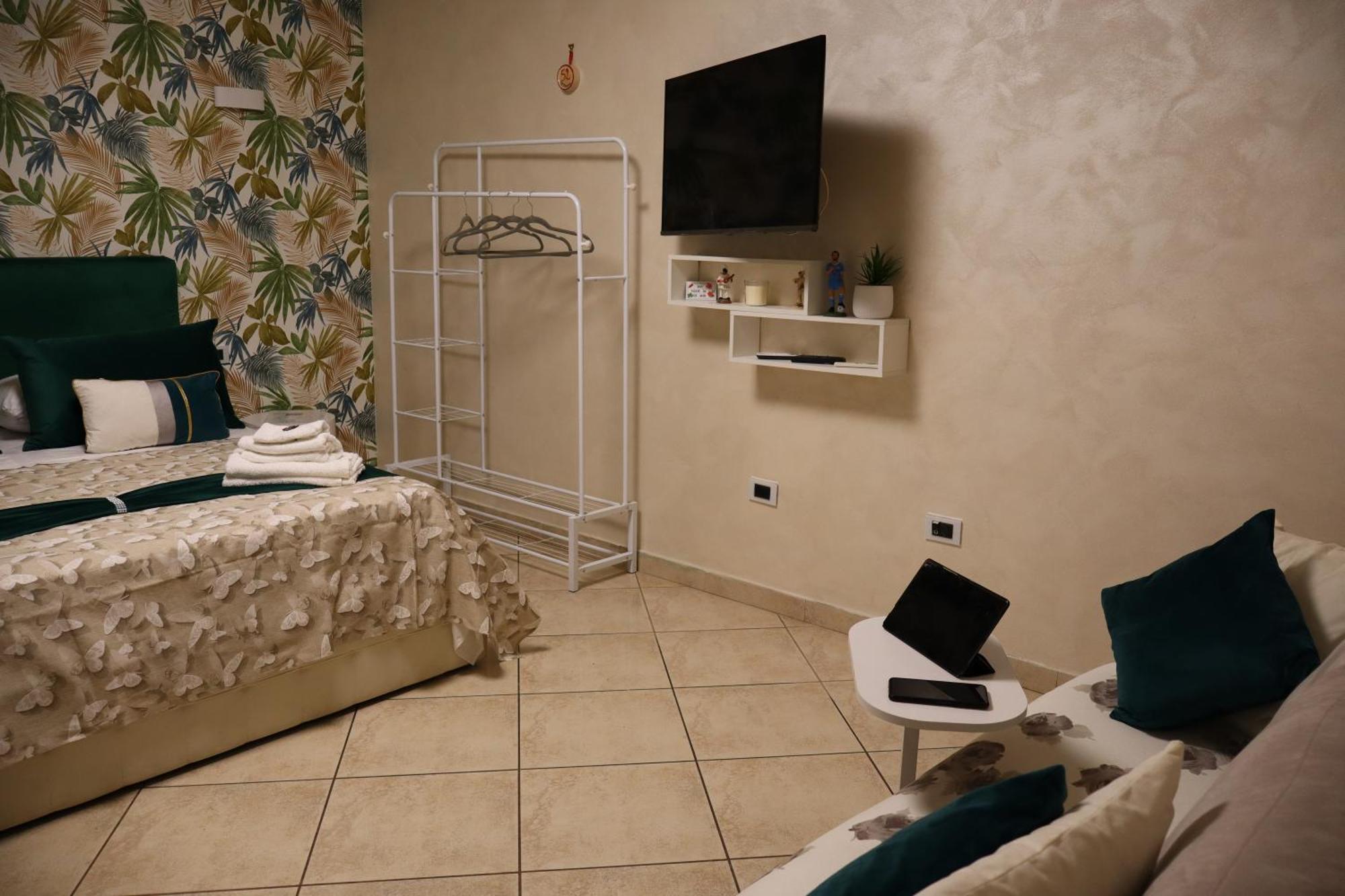 Hotel Nonna Peppa House Napoli Esterno foto